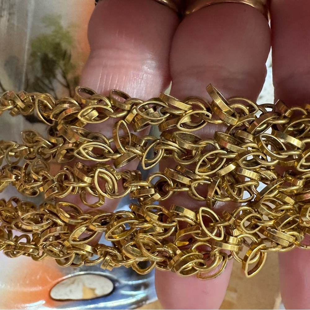 S101 Gorgeous 5 strand Carolee Toggle Necklace